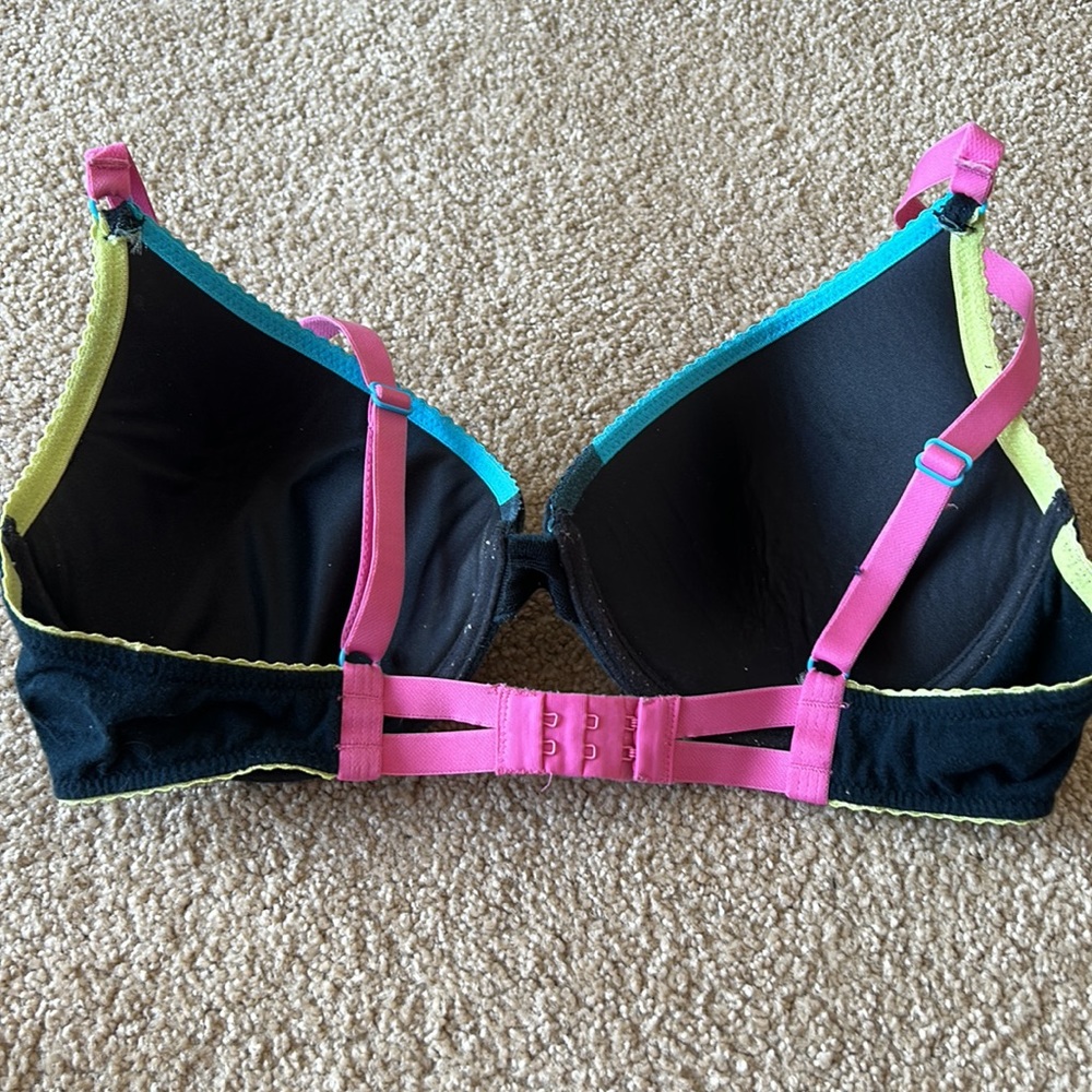 Fun push-up bra - Picture 2 of 3